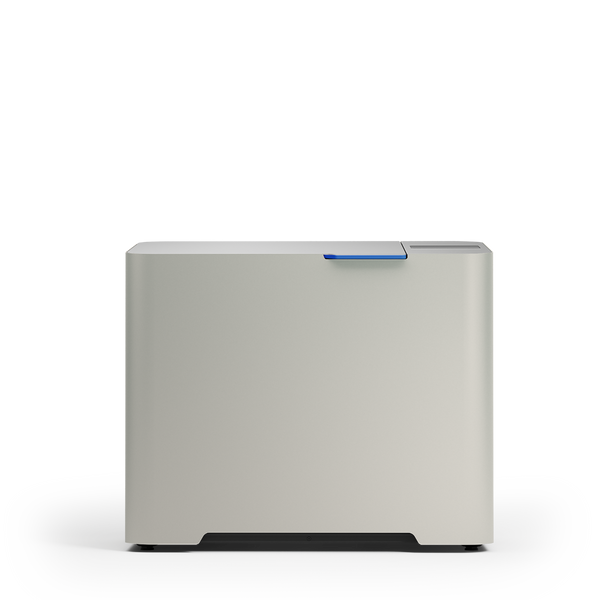 Front view of Formlabs Form Wash L automated SLA resin cleaning station with the lid closed