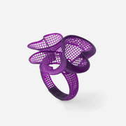Image shows a ring mold 3D-printed with Formlabs Castable Wax Resin
